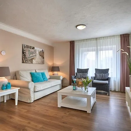 Four Seasons Voorstraat * Egmond aan Zee