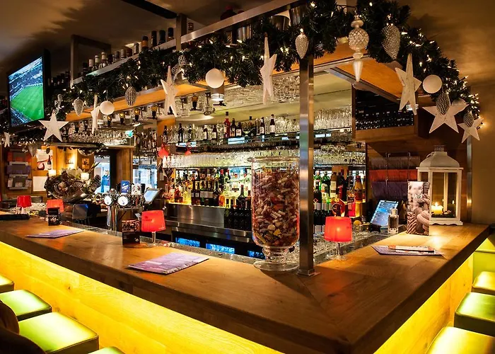 Four Seasons Voorstraat Апартаменты