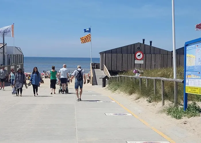 Four Seasons Voorstraat Egmond aan Zee