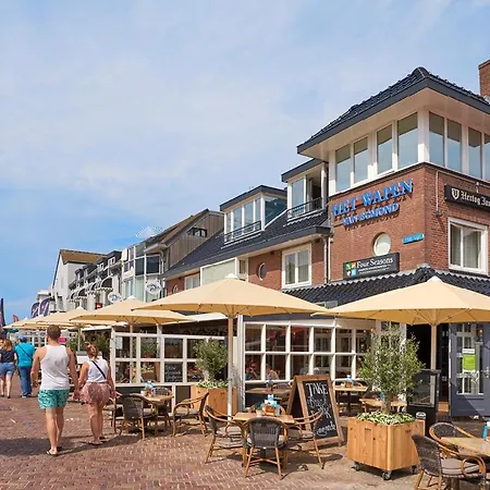 Four Seasons Voorstraat * אגמונד אן זי