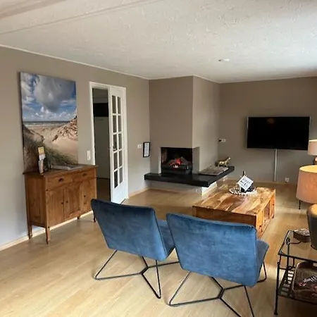 Four Seasons Voorstraat