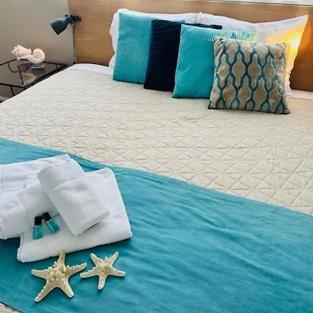 Four Seasons Voorstraat Egmond aan Zee