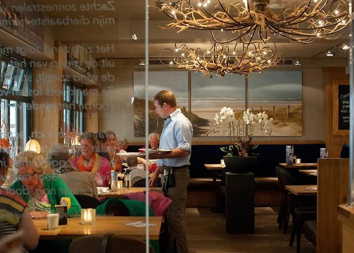 Four Seasons Voorstraat * אגמונד אן זי